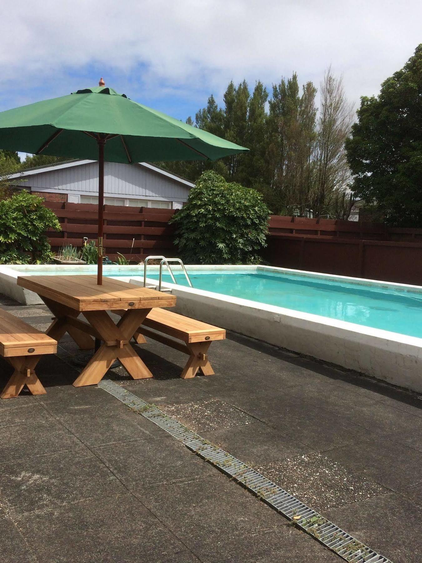 Colonial Motel Papakura Exterior foto